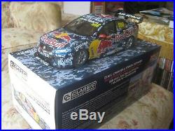 1/18 2014 Holden Vf Commodore Bathurst Lowndes/richards Red Bull 888 Camouflage