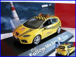 1/43 SEAT Leon cupra Mk2 yellow + Follow Me (Red Bull Air Race) 2pcs diecast