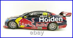 Classic Carlectables 18631 Holden VF Commodore 2017 Red Bull Jamie Whincup 118