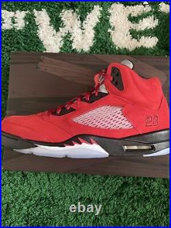 IN HAND Size 16 Nike Jordan 5 Retro Raging Bulls 2021 DD0587-600