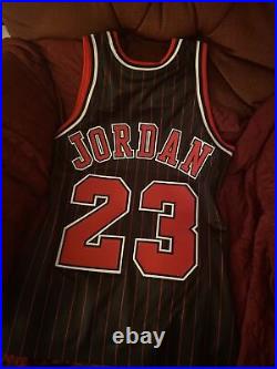 Michael Jordan Black And Red Mens Small Bulls Brand New Jersey