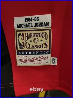 Michael Jordan M&N Authentic Chicago Bulls 1984-85 Shooting Shirt Size 2XL NWT