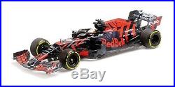 Minichamps 118 110199933 2019 F1 Red Bull RB15 Silverstone Shakedown Verstappen