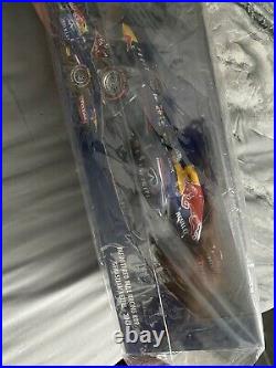 Minichamps F1 118 Red Bull RB9 2013 Vettel World Champion ULTRA RARE 598 Pieces