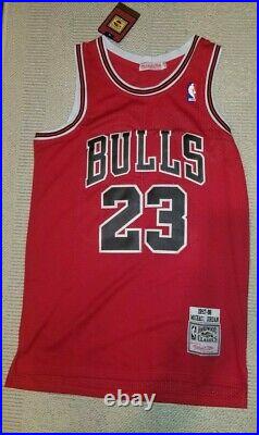 New Michael Jordan #23 Chicago Bulls Red Mitchell & Ness Nba