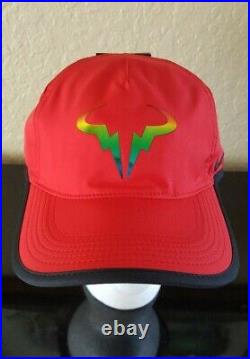 Nike FEATHERLIGHT Rafael Nadal Bull Tennis Hat Iridescent Red 835535-657