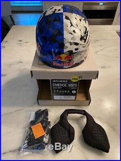 Red Bull Giro Emerge MIPS Ski Helmet Size LARGE