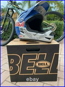 Red Bull Helmet Mtb (Art Replica)