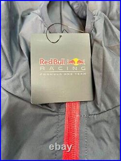 Red Bull Racing Formula 1 Team Rain Jacket Max Verstappen Size L NWT