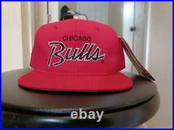 Vintage sports specialties twill snapback chicago bulls new red